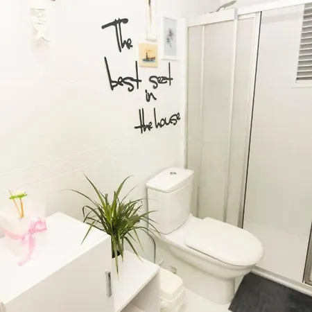 Apartman Stylish With Private Garden - 12 Min Walk To Osmanbey Metro Station