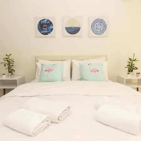 Stylish With Private Garden - 12 Min Walk To Osmanbey Metro Station Isztambul
